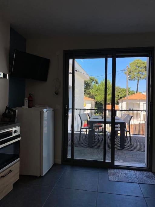 Guest House Dans Le Parc A 400M De La Mer Saint-Georges-de-Didonne Exterior photo